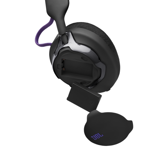JBL Quantum 650 電池與 USB-C
