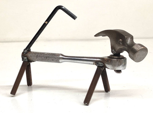 HAMMER HEAD DOG -The HEAD moves  (7) By Charlie Henson