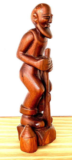 MOONSHINER WOOD CARVING - with JUG & SHOTGUN