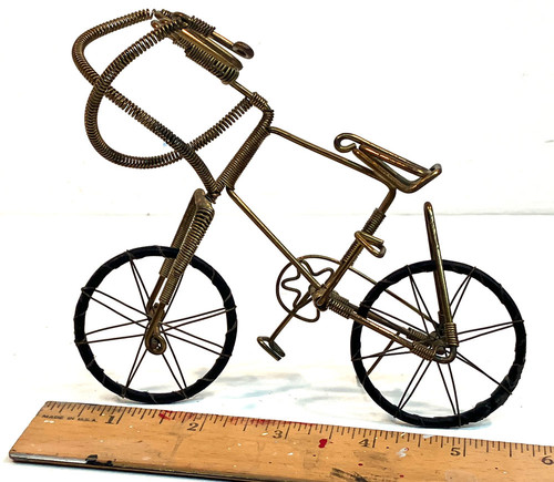 BICYCLE MODEL - UDC Penny Farthing Road Bike - made in England