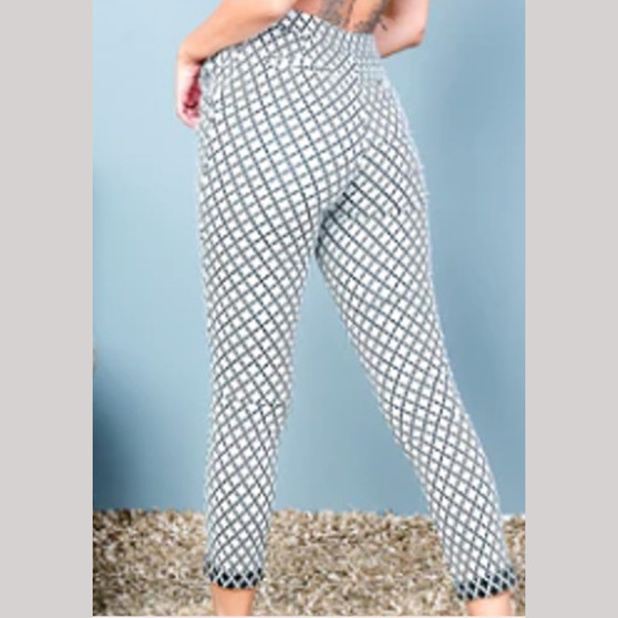 B&W Criss Cross Pattern Pants with Detailed Cuff!