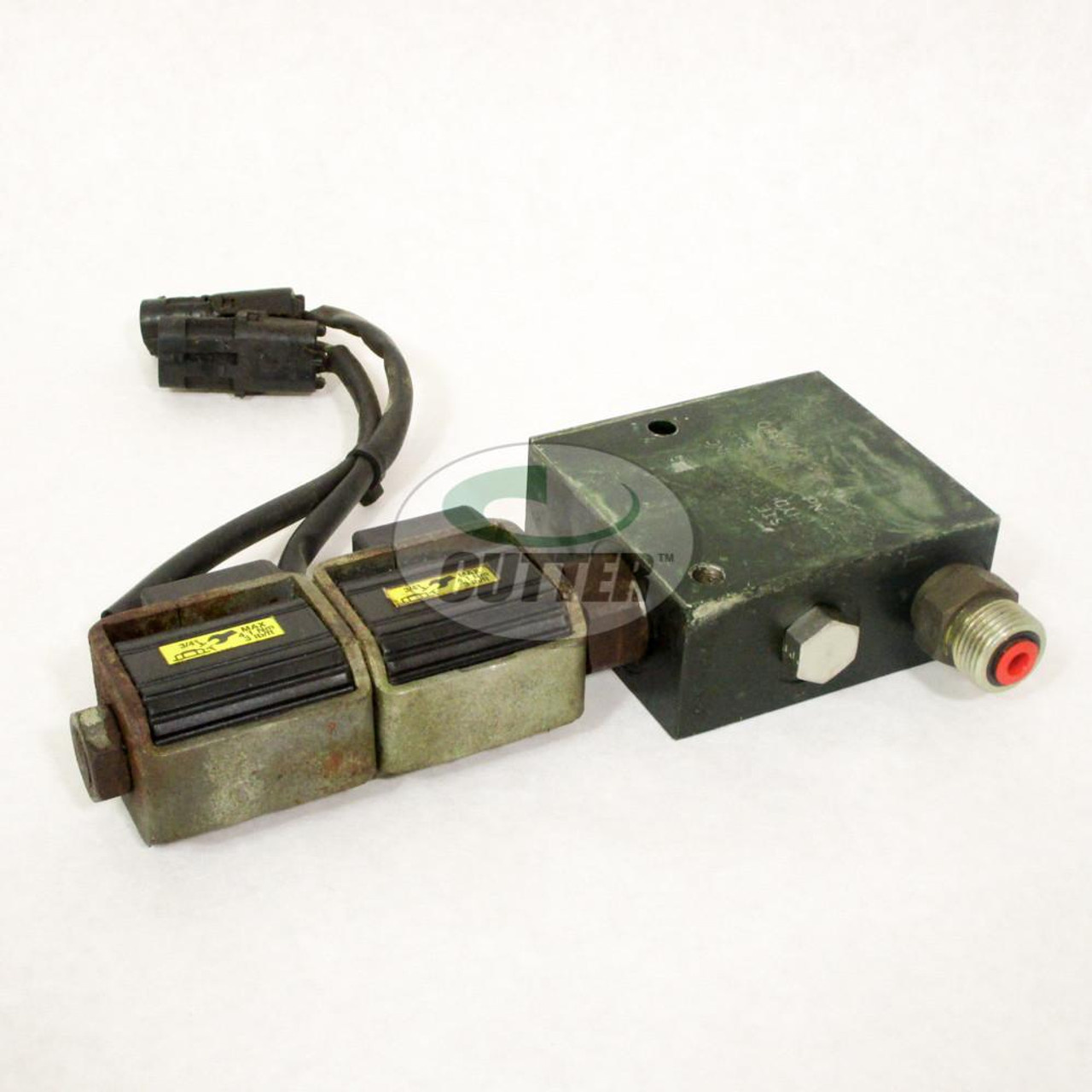 Jacobsen Used Valve, Solenoid 4-Way 3-Position - 894181 Jacobsen Used Valve, Solenoid 4-Way 3-Position - 894181