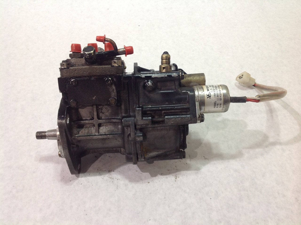 John Deere Used Fuel Injection Pump - AM880169