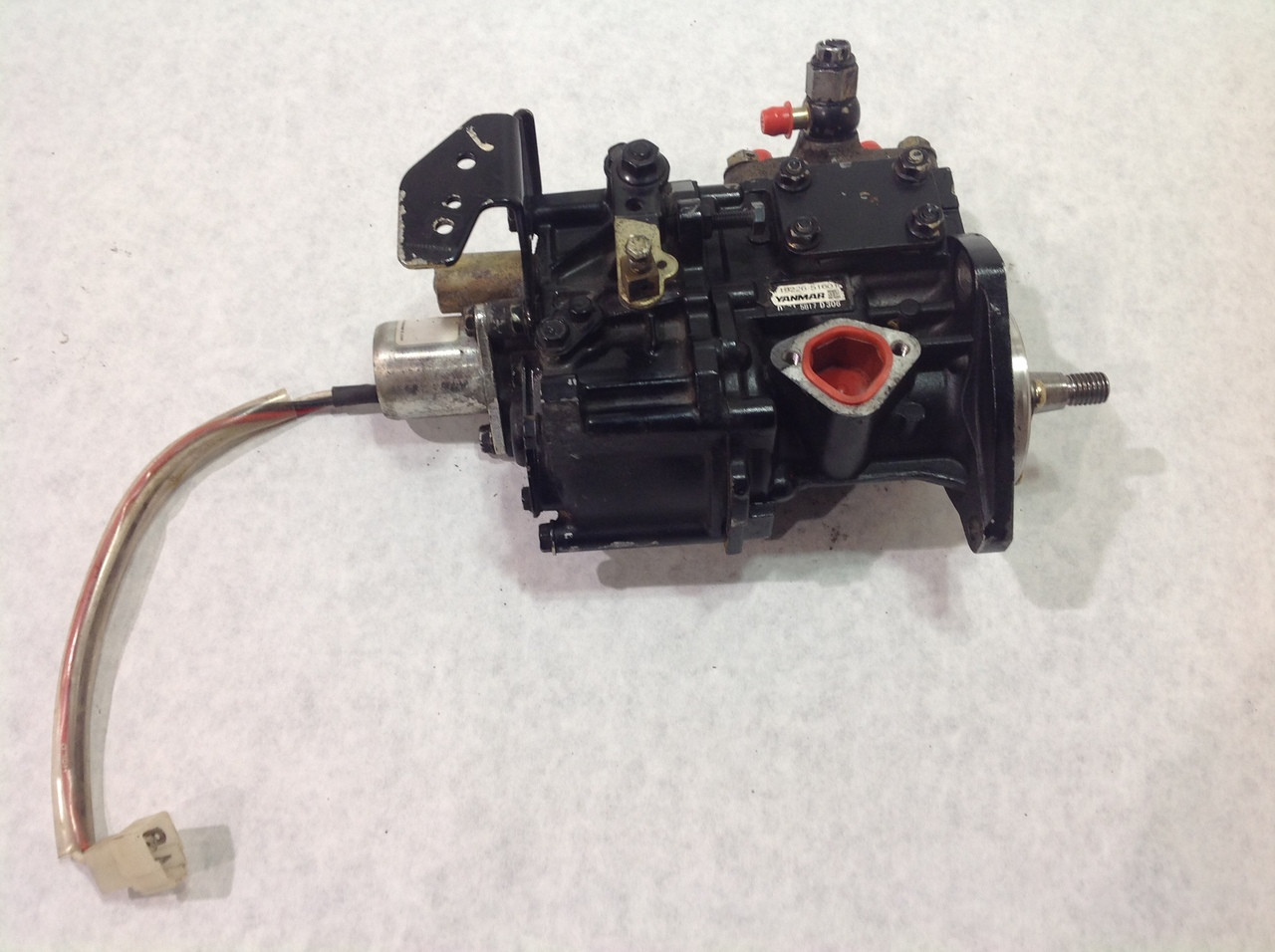 John Deere Used Fuel Injection Pump - AM880169