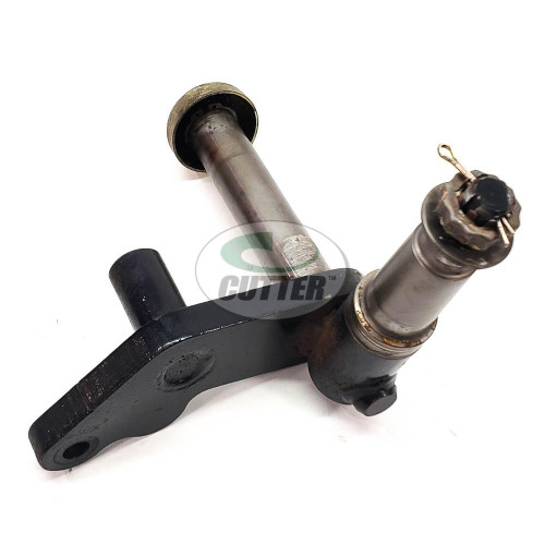Toro Used Right-Hand Spindle - 92-9724-03 Toro Used Right-Hand Spindle - 92-9724-03