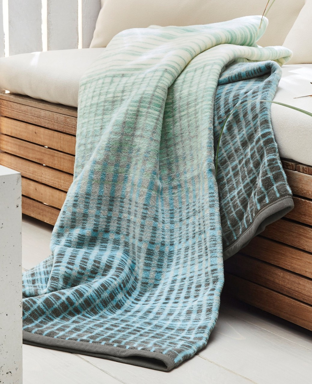 Buy Ibena Seafoam Stripe Emmen Blanket