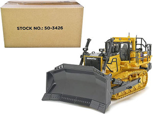 Komatsu D375A-8 Crawler Dozer with Ripper 1/50 Diecast Model by First Gear F977-50-3426