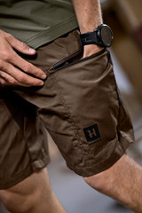 Harkila Fjell Shorts in dark earth and shadow brown, men's waxed cotton shorts