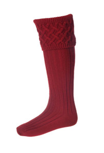 House of Cheviot shooting socks in brick red. Merino wool for added warmth and comfort in a lattice design style. Ideal formal country clothing. House of Cheviot shooting socks in brick red. Merino wool for added warmth and comfort in a lattice design style. Ideal formal country clothing.