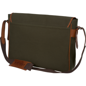 Harkila Retrieve game bag in green made from canvas and leather Harkila Retrieve game bag in green made from canvas and leather
