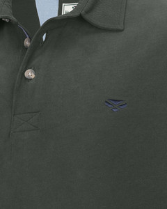 Hoggs Of Fife men's Moffat Rugby shirt in Forest, made with 100% cotton. Hoggs Of Fife men's Moffat Rugby shirt in Forest, made with 100% cotton.