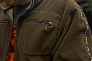 Harkila Kamko Fleece Jacket Antique Bronze/Willow Green, uses GORE-TEX INFINIUM WINDSTOPPER membrane.
