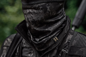 Harkila Noctyx Camo Neck Gaiter in dark camouflage