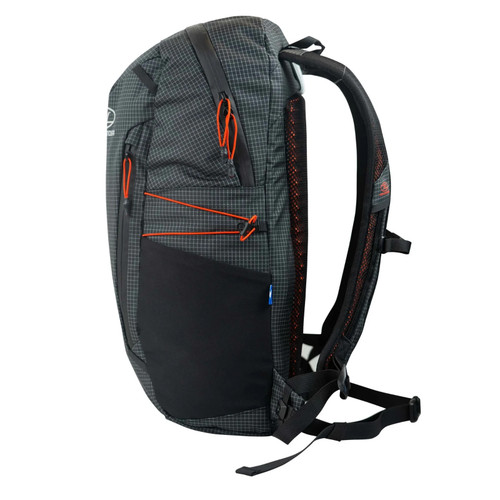 Highlander Kynetik backpack 20 litre in Black.