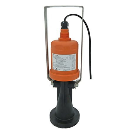 Omega LR31-0021-10-00 : Pulse Radar Level Transmitter, Intrinsically Safe, Open-Channel, Liquid, 1 " NPT, ± 3 mm Accuracy, 100 ¡C (212 ¡F), 98.4' (30 m), 21.6 Vdc to 26.4 Vdc, 4 mA to 20 mA, LCD Display, LR31 Series, Each