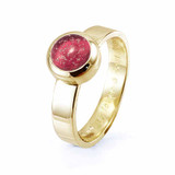 Yellow Gold Memorial Ring with Visible Ashes in Pink Glass Gemstone