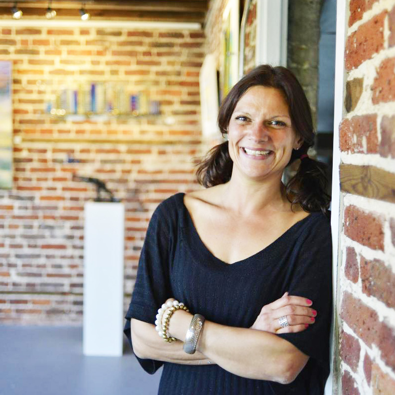 Siobhan Jones – Founder of Ashes With Art