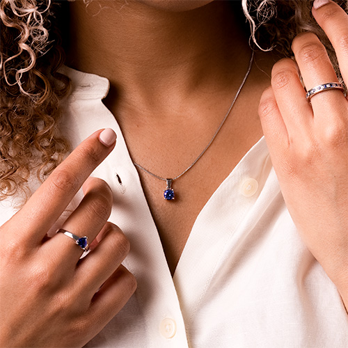 Blue sapphire necklace