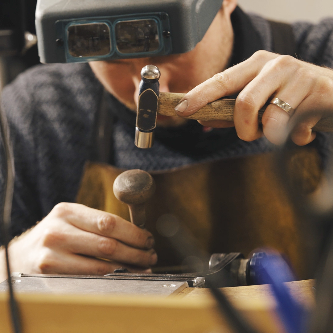 HOW WE TURN ASHES INTO WHITE SAPPHIRE JEWELLERY