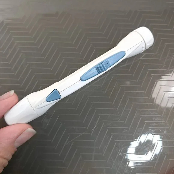 OneTouch Ultra Soft Lancing  Device - Blue Penlet design