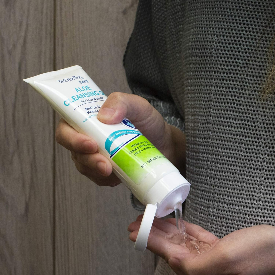 TriDerma Cleansing No Rinse Gel bottle front view – with AP4 Aloe Vera Complex for healing and protection