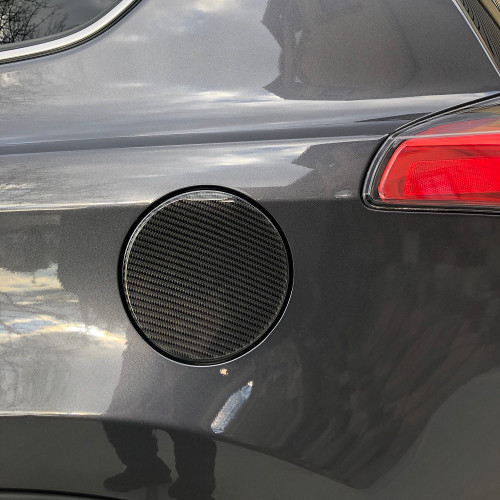 Real Carbon Fiber Gas Door Cover Trim for Chrysler 300 2011-2019