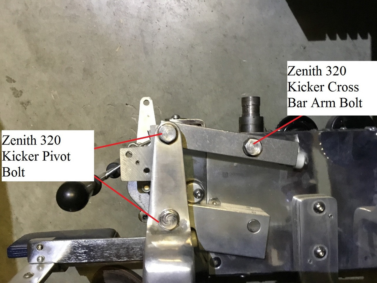 Zenith 320 Kicker Pivot Bolt