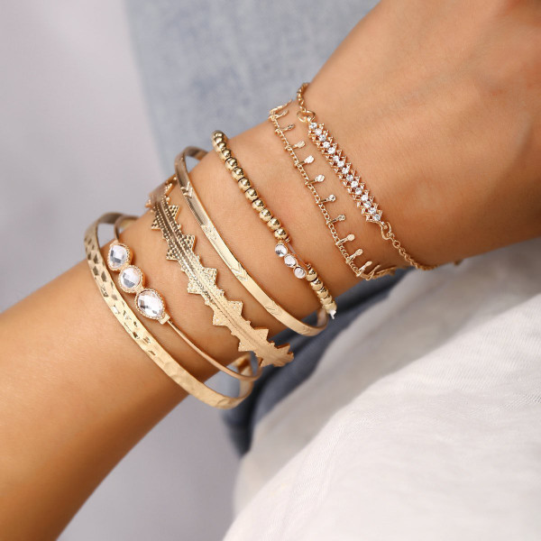 7 Piece Geometric Bangle Set With Austrian Crystals 18K Gold Plated Bracelet ITALY Design