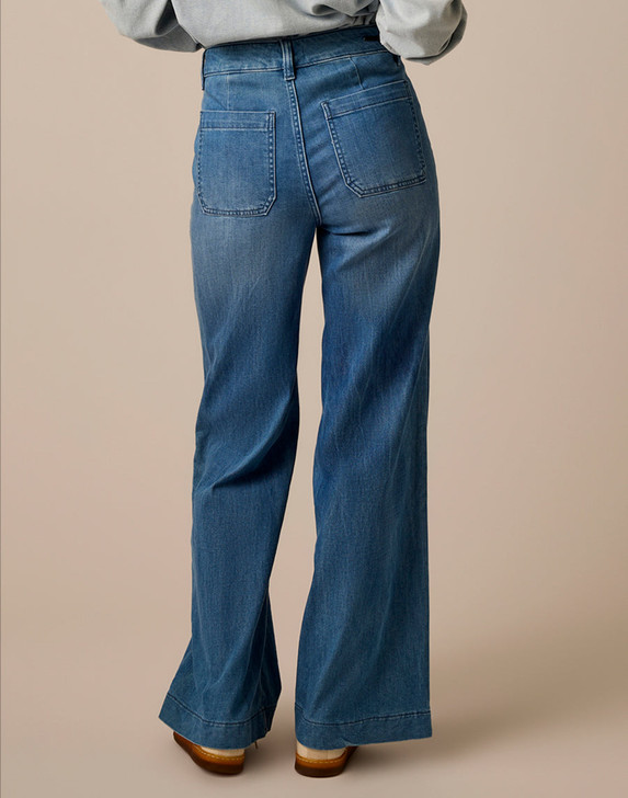 CARVE DESIGNS FARRAH LIGHTWEIGHT WIDE LEG DENIM