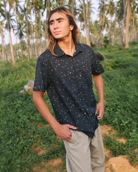 QUIKSILVER DITSY BLOSSOM CLASSIC SHORT SLEEVE SHIRT