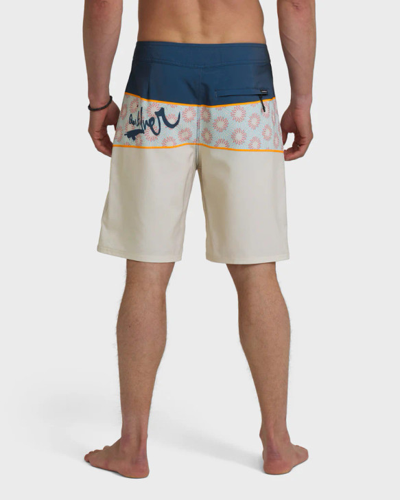 QUIKSILVER SURFSILK PANEL 20" BOARDSHORT