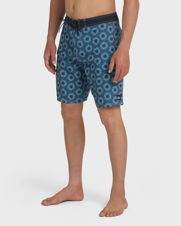 QUIKSILVER OCEAN MAYHEM 19" BOARDSHORT