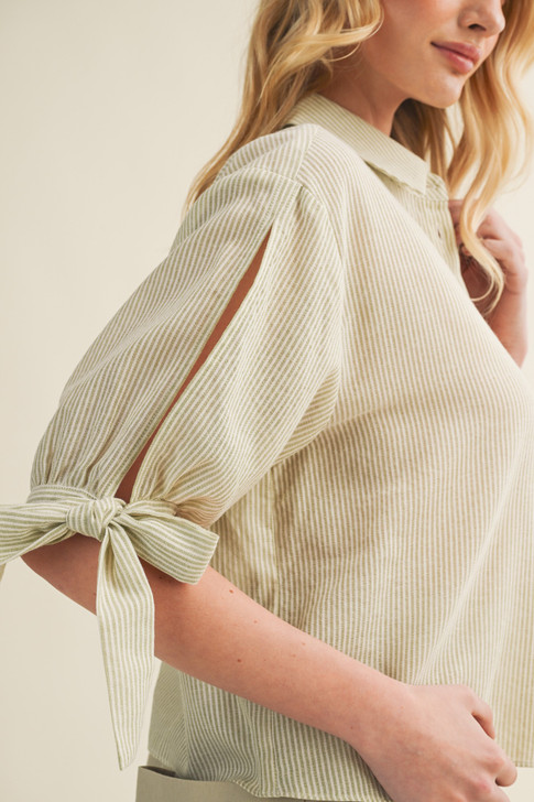 MUSTARD SEED BUTTON FRONT TOP