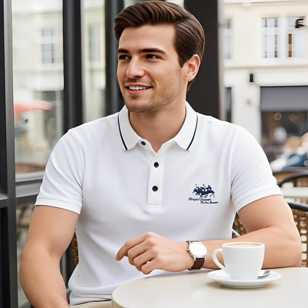 Chemise Polo Club 100 % coton Chemise Polo Club 100 % coton zaxx