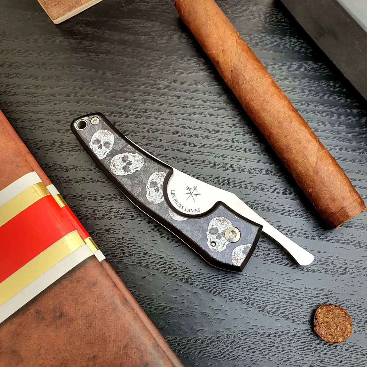 Le Petit Calaveras Knife