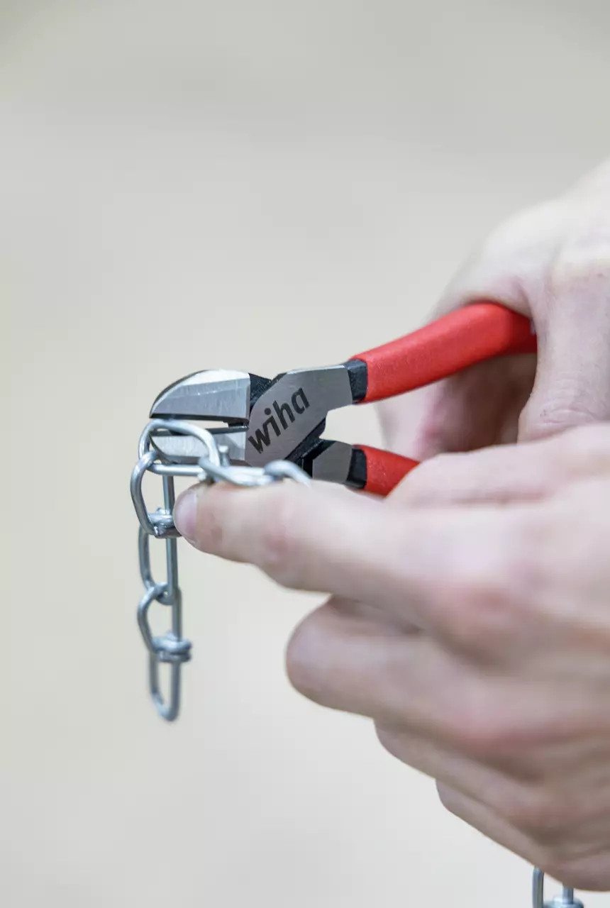 WIHA 3 PC Classic Set, Combination, Long Nose and Diagonal Cutter Pliers available in Australia and New Zealand