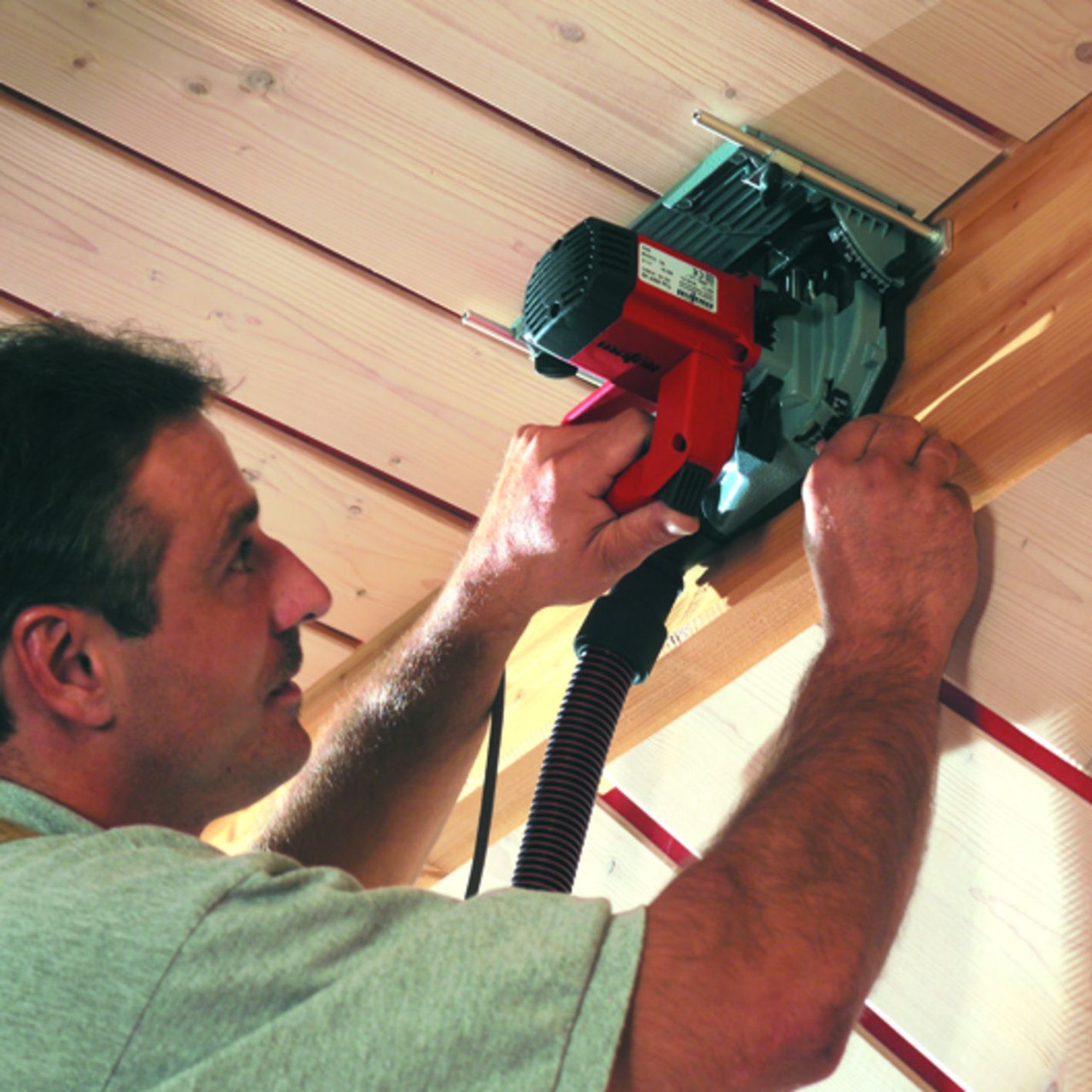MAFELL Circular Saw is perfect for carpenters, it offers four cutting methods and comes with a T-MAX transport case for easy mobility