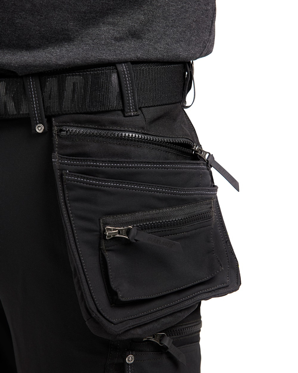 BLAKLADER 4-Way Stretch Black Shorts for Carpenters that have Kneepad Pockets  available in Australia and New Zealand