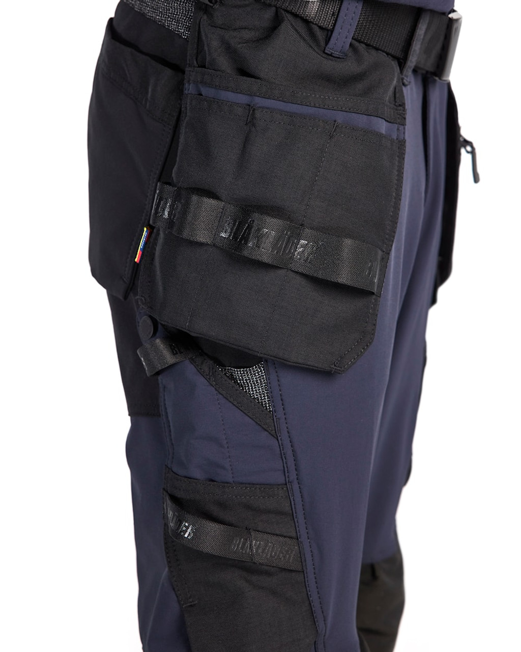 Buy online in Australia and New Zealand BLAKLADER Shorts 1521 with Kneepad Pockets  for Carpenters that have Holster Pockets