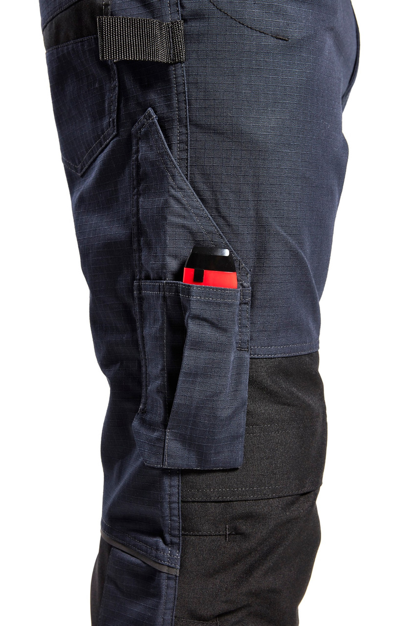 Buy online in Australia and New Zealand BLAKLADER Trousers for Electricians that are comfortable and durable.