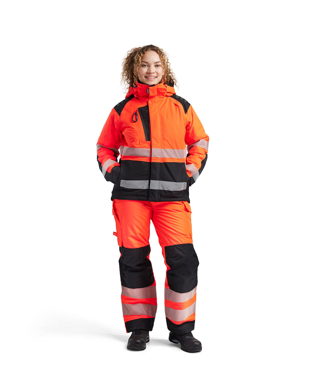 The Blaklader Womens Winter jacket in High Vis Red with Black details is a must-have for any worker.