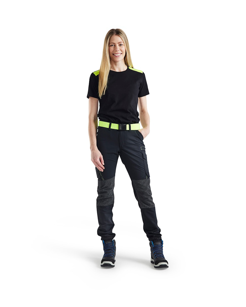 Buy online in Australia and New Zealand a Womens Black T-Shirt  for Electricians that are comfortable and durable.