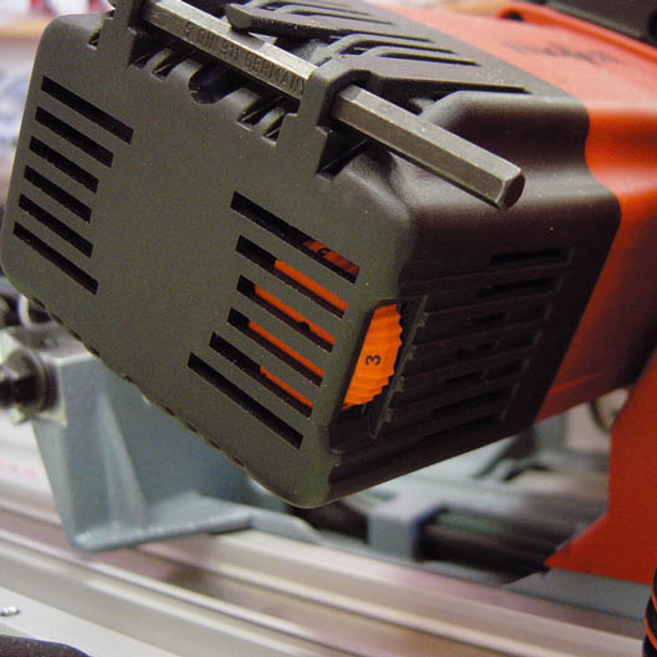 Ideal for on-site processing of sheet and board materials.