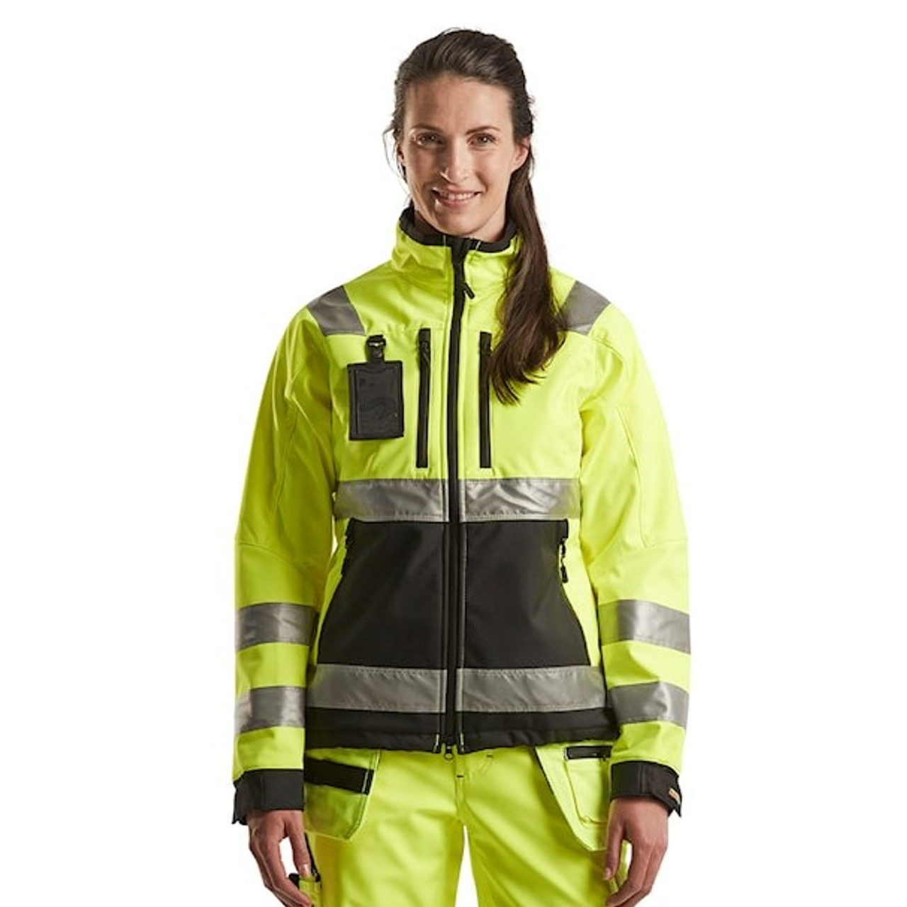 BLAKLADER work Jacket for women, this jacket offers high breathability and a water resistance of 10,000 mm.