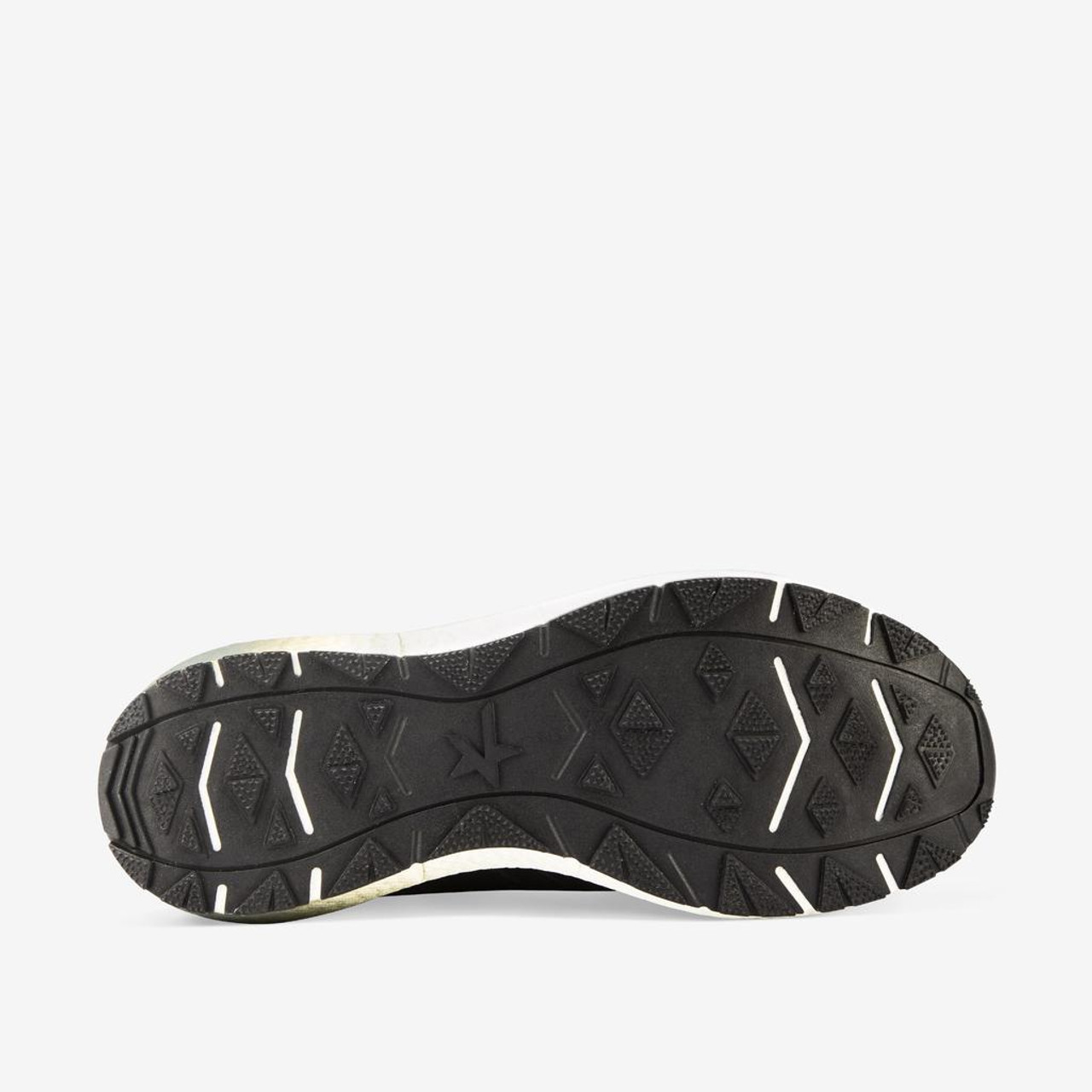 SOLID GEAR Running Shoes are Oil and slip resistant rubber including Freelock System