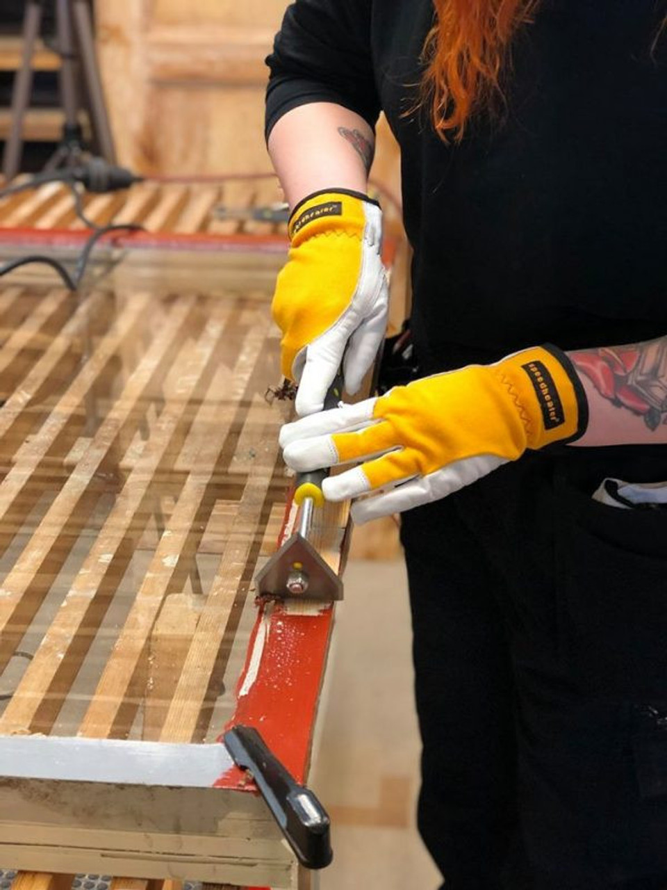 Speedheter’s board scraper is effective and easy to use on heated paint.