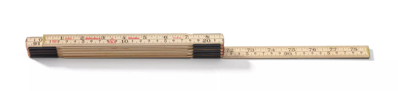 Dual scale for metric and imperial measurements, coated for moisture resistance. Dual scale for metric and imperial measurements, coated for moisture resistance.