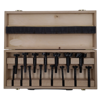 Experience the versatility of the Famag Forstner bit featuring Set 10, 12, 15, 16, 18, 20, 22, 25, 26, 28, 30, 35, 40, 45, 50 mm and Box.