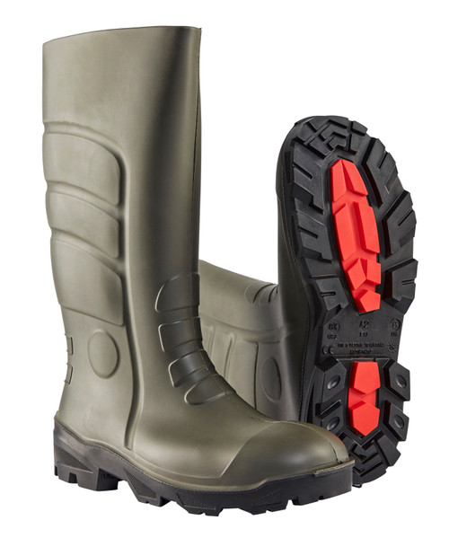 Buy online in Australia and New Zealand a BLAKLADER Gumboots Safety Boots for Carpenters that perform exceptionally for Carpentry
