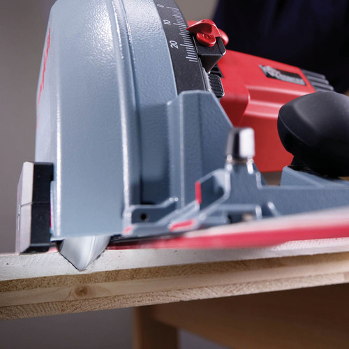 Discover the MAFELL MF26cc AF Groove Cutter—perfect for 90° V-grooves up to 15 mm deep